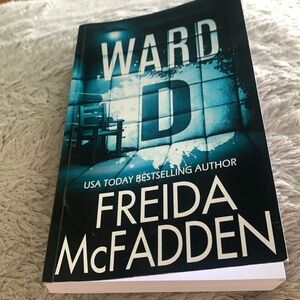 Ward D By Freida McFadden